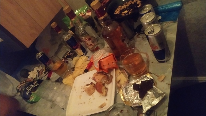 Alkol tüketiyormusunuz? Sabah akşam saat dilimi yok ne zaman istersem içiyorum maalesef?