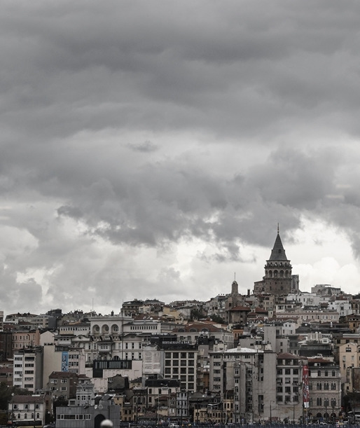 Yarın Türkiyenin 81 ilinde hava gri tonlarında olacak. Gökyüzünün bu tonlarını seviyor musunuz?