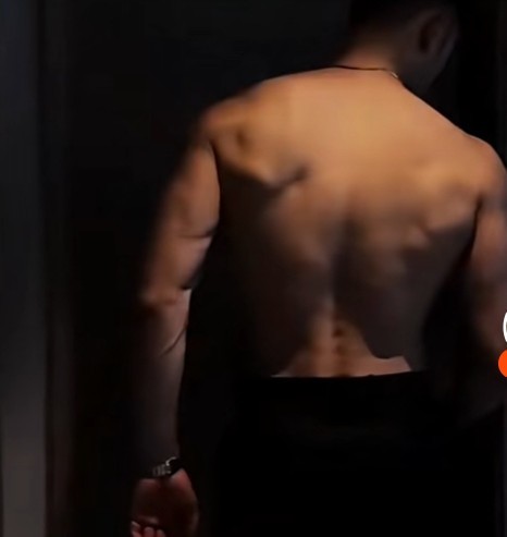 Üçgen vücut erkeğe mi yakışıyor, kadına mı?