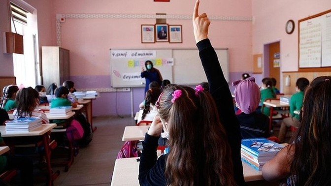 İlkokul sınıfınızda toplam kaç öğrenci vardı?