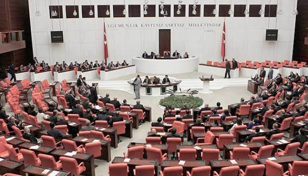 Ülkenin bu kadar kötü durumda olmasının sorumlusu kim?