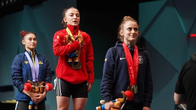 Milli halterci Cansu Bektaş Avrupa Şampiyonu oldu! Kadın sporcularımızın başarıları sizlere nasıl ilham oluyor?