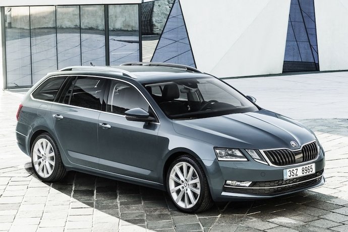 Skoda Octavia'nın bu karoserini çok seviyorum. Çok şık durmuyor mu?