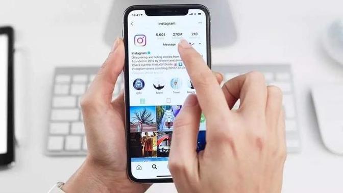 Sosyal medyaya ne sıklıkla fotoğraf yüklersiniz?