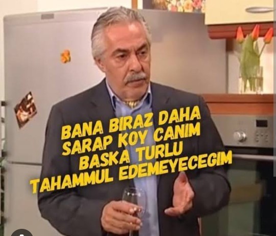 Bitmek bilmeyen datelerin kadınımısın or yoksa erkeği misin?