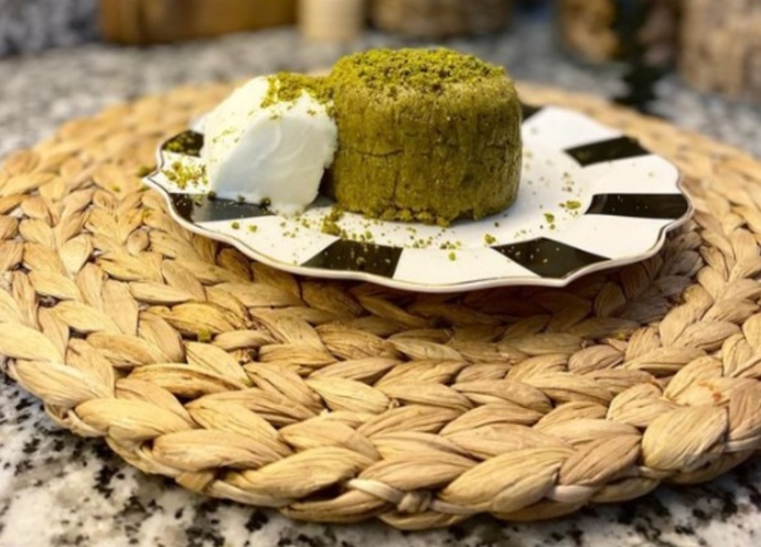 Fıstıklı irmik helvasını sever misiniz?