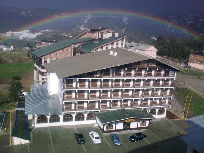 Sevgililer gününde sevgilinizle, eşinizle Uludağ Beceren Otel de tatil yapmak ister misiniz?