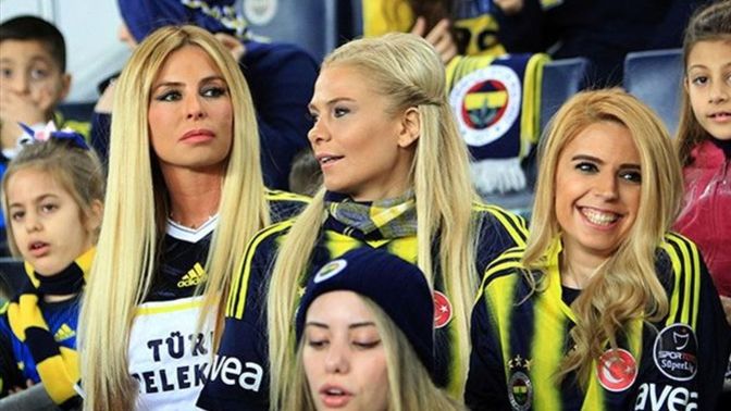 Kızlar futboldan anlar mı, anlamalı mı?