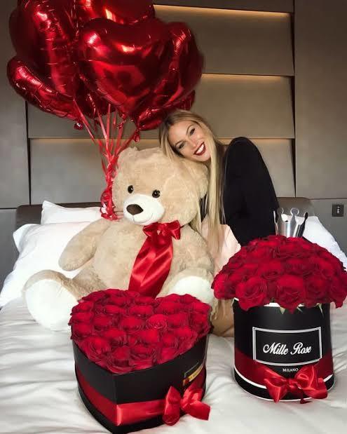 Sevgililer gününde 💐 ne hediye aldınız?