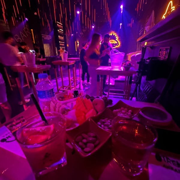 Bu sorum Ankaralılara Pavyon mu Yoksa Gece Kulübü mü 😂?