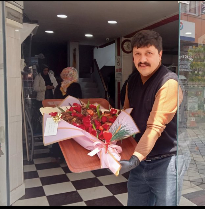 14 şubatı tomantik geçirdiniz mi 😅😅?