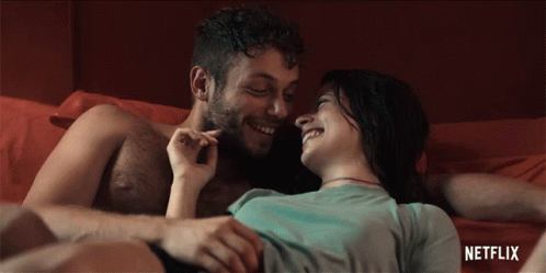 İlişki sırasında gıdıklanan partner size çekici gelir mi? Yoksa ilişkiyi zorlaştırır mı?