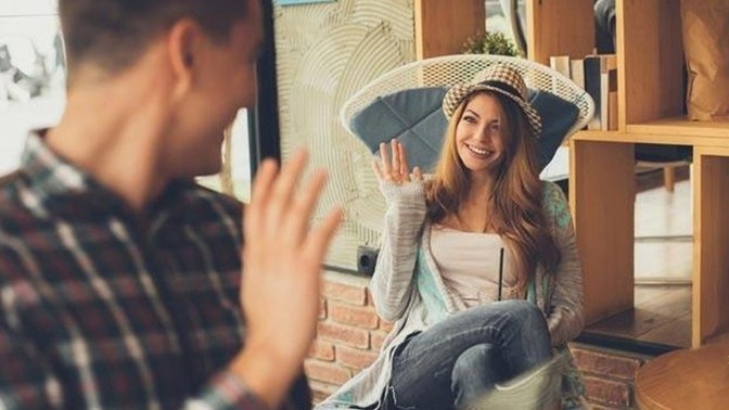 İlişkiniz varken başkalarıyla flörtleştiğiniz oldu mu?