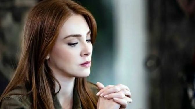 1 yıllık uzak mesafe ilişkim var. Yanına gitmek istiyorum kabul etmiyor, amacı ne?