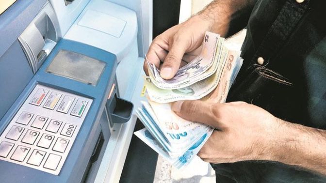 ATM'lerden ücretsiz nakit çekim limiti artırıldı! 💸 Şimdiye kadar ATM'den en fazla ne kadar para çektin?
