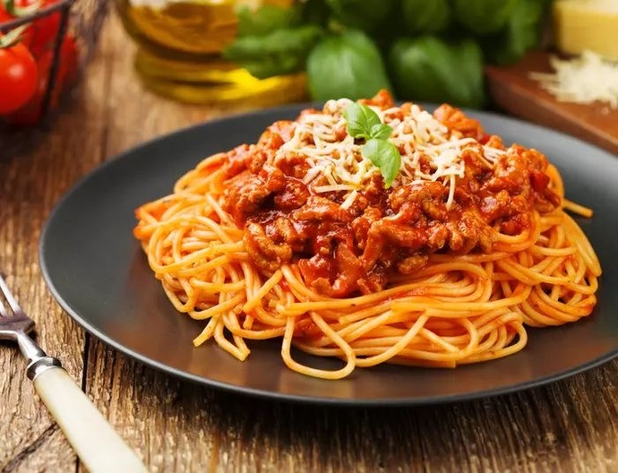 Lahmacun mu yoksa makarna mı tercih edersin?
