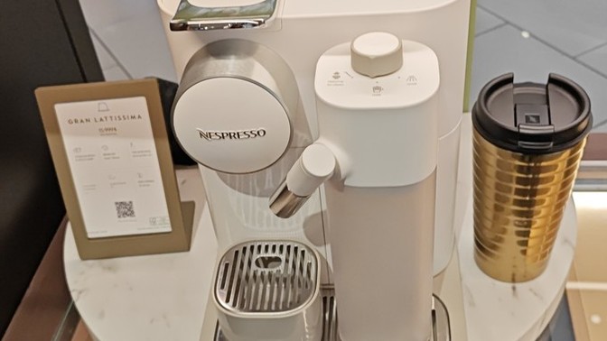 Kızlar, Nespresso makinesi Alicam sizce hangisi daha iyidir?