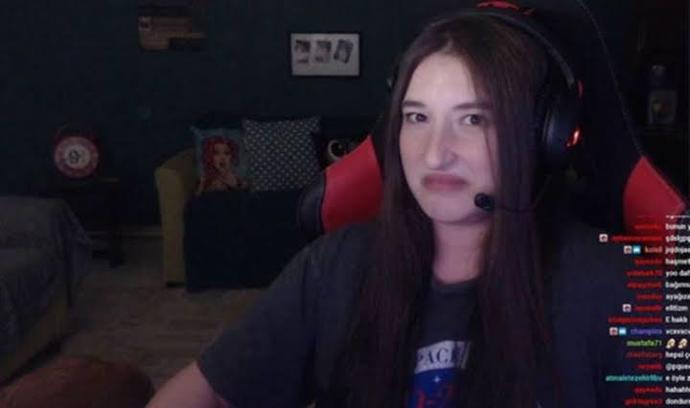 Twitch kadın yayıncılarından en çok hangisini seviyorsunuz?