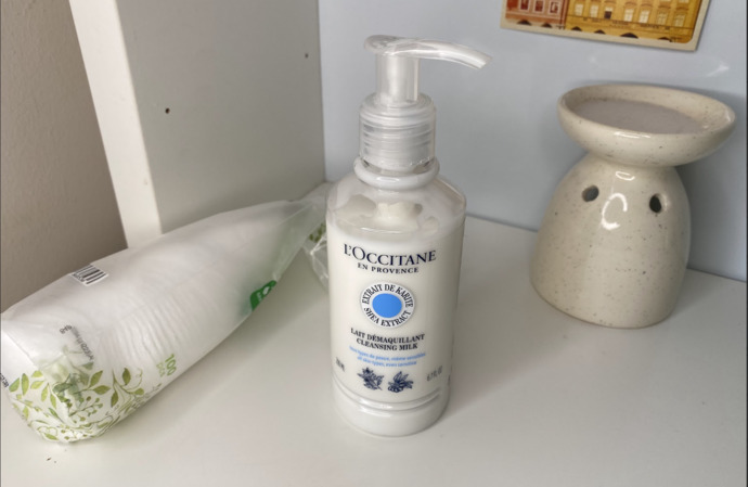 Yeni yüz temizleme sütüm! Loccitane temizleme sütünü deneyen oldu mu?