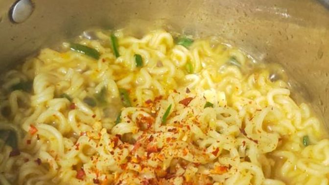 Sabahları noodle yenir mi?
