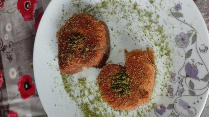 İlk defa cevizli künefe yaptım, nasıl olmuş?