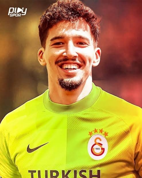 Altay bayındır gelicek sezon icin Galatasaray ile anlaşmış tepkiniz nedir bu duruma?