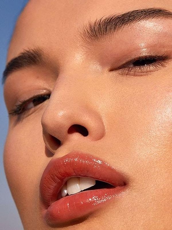 En çok hangi makyaj trendleri daha çok hoşunuza gidiyor💄?