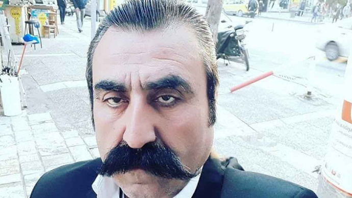 Boşanan erkeğin pavyondan pavyona gezmesi hakkında ne düşünüyorsunuz?