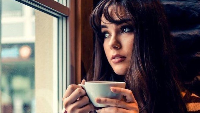 Panikli biri misiniz, her konuda ilk olarak paniklediğiniz bir süreç atlatır mısınız, insanların sakinleştirdiği biri misiniz?