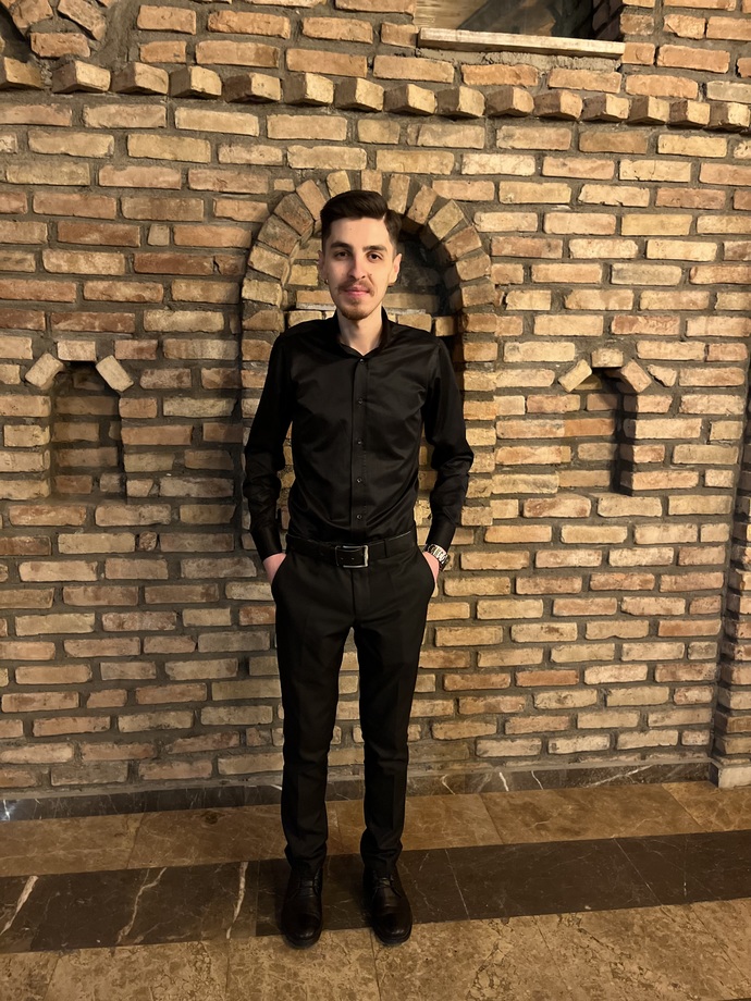 Kızlar sizce hangi halim ?