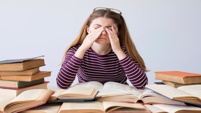 Bir yandan  8 saat çalışmak bir de KPSS'ye hazırlanmak ne kadar mantıklı?