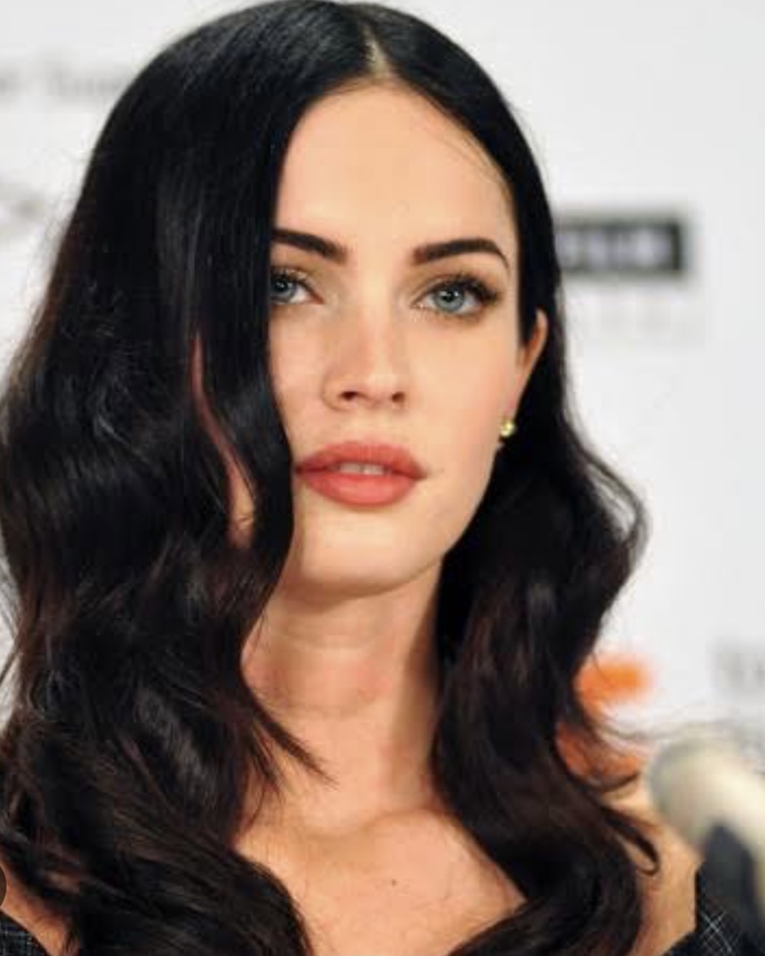 Megan Fox çok mu güzel?