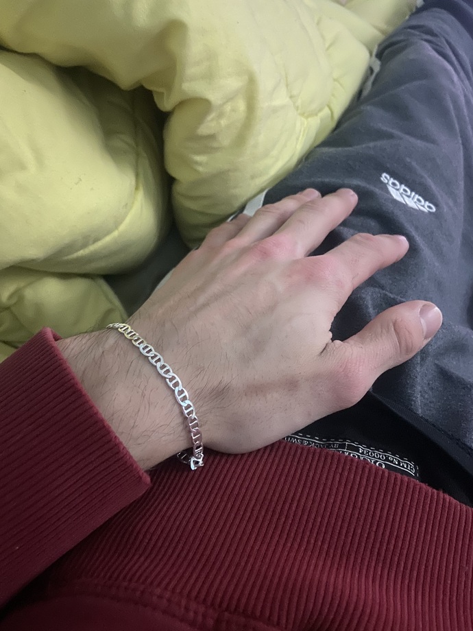 Hangi bileklik daha güzel?