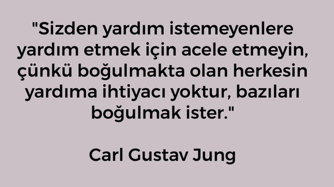 Size göre kurtarıcı rolüne bürünmek insanlık mıdır yoksa enayilik mi?
