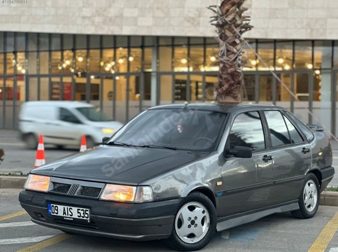 Galerinizdeki son fotoğrafla yemek yiyecek olsanız kimle yerdiniz?