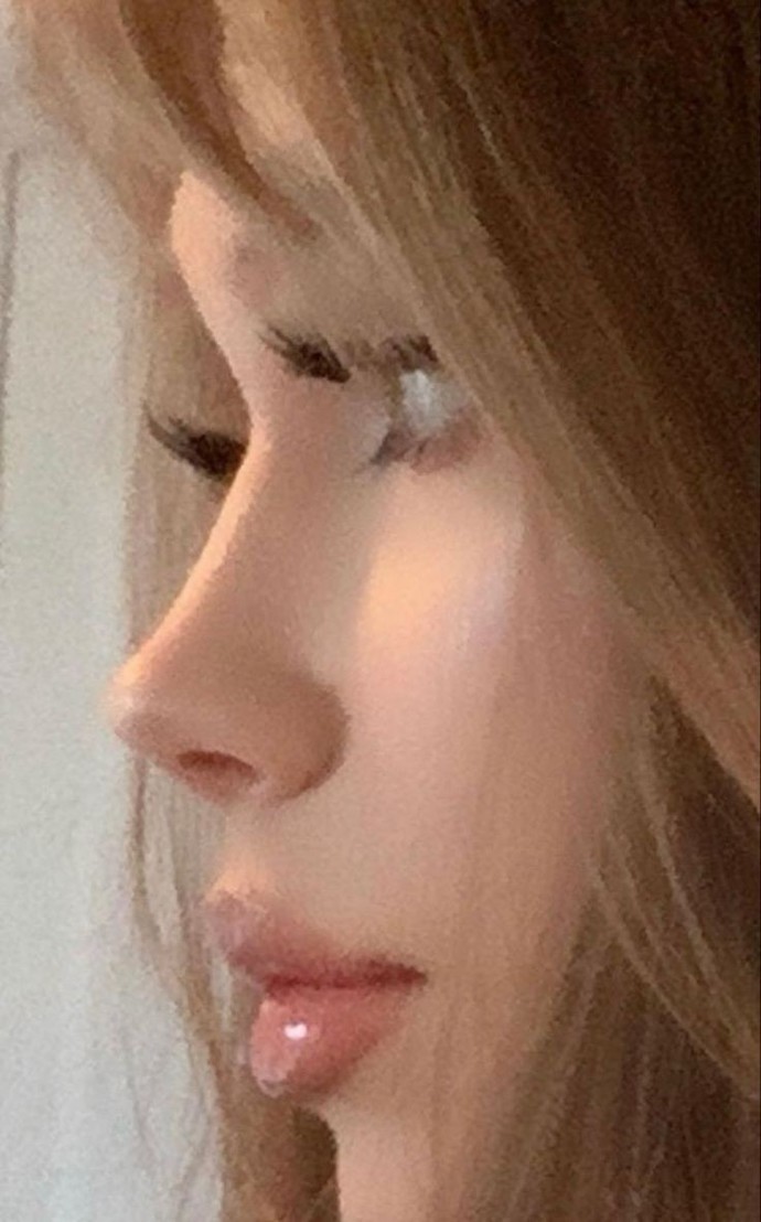 Her kızın küçük burnu olmak zorunda mı?