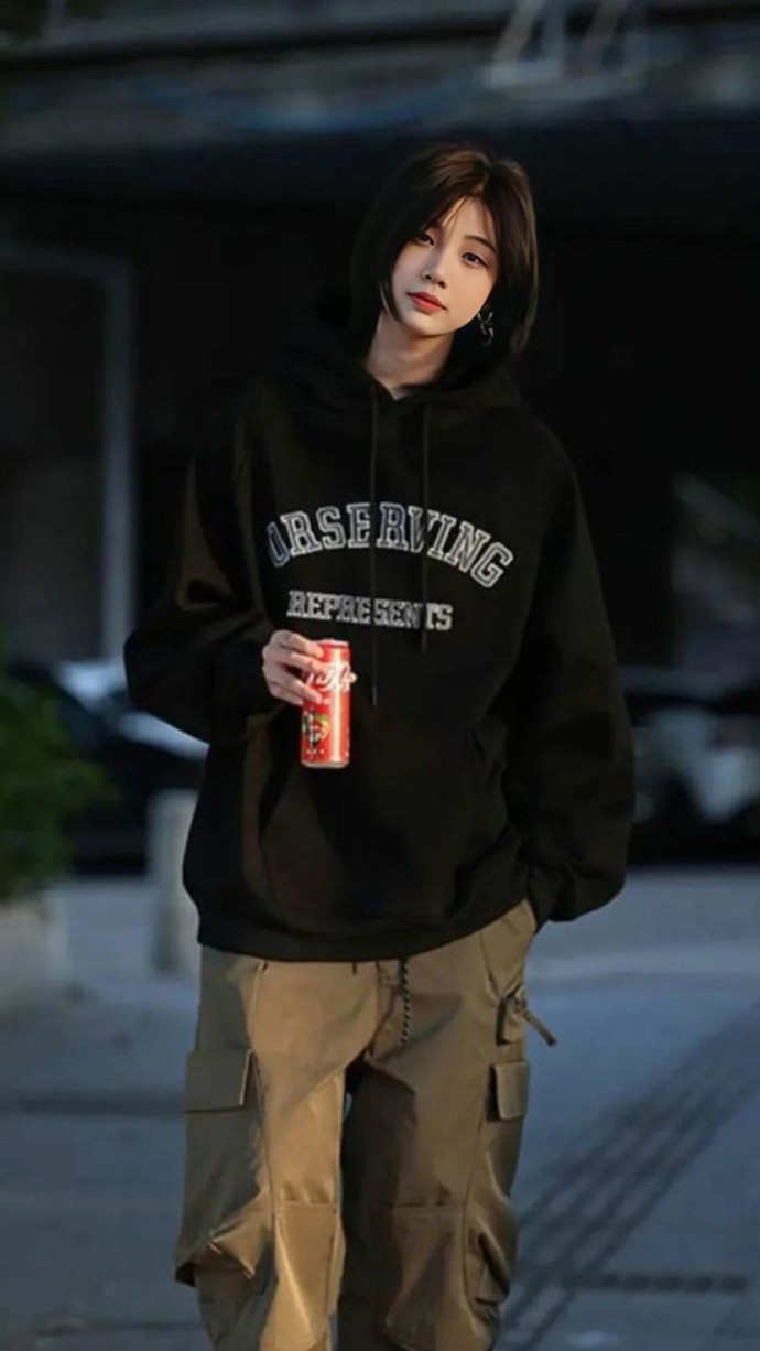 Tomboy tarzı giyinen kızlardan hoşlanıyor musunuz?