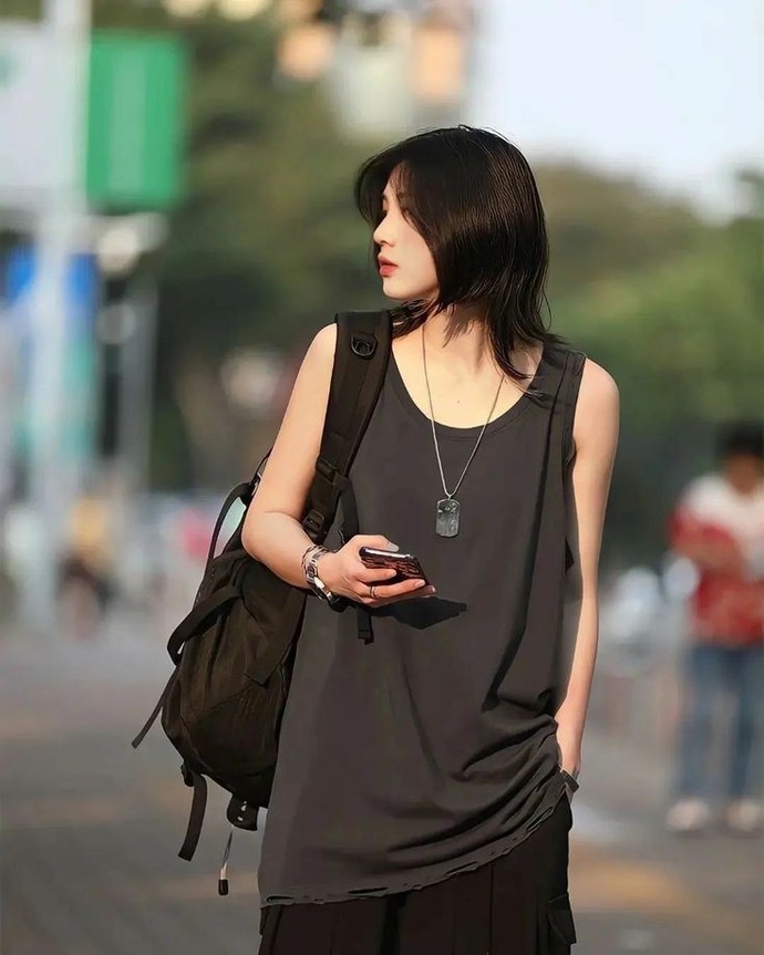 Tomboy tarzı giyinen kızlardan hoşlanıyor musunuz?