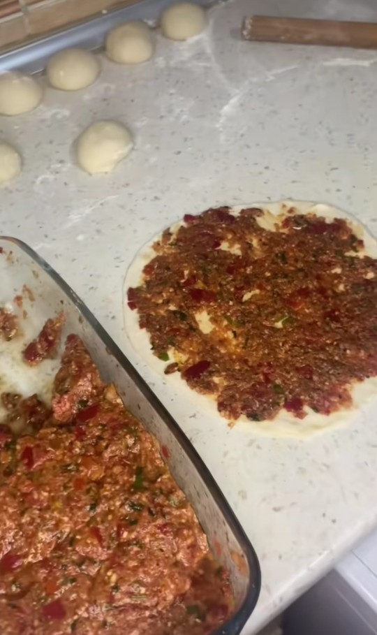 Evde lahmacun yaptım, nasıl olmuş?