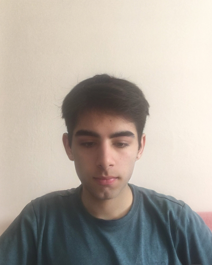 Arkadaşlar ince uzun bir kafaya sahip olduğumdan herkes bana gülüyor kimse yanıma yaklaşmıyor dışlanıyorum?