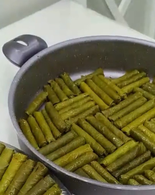 Yaprak sarmasını incecik sarmak için, yöntemleriniz neler?