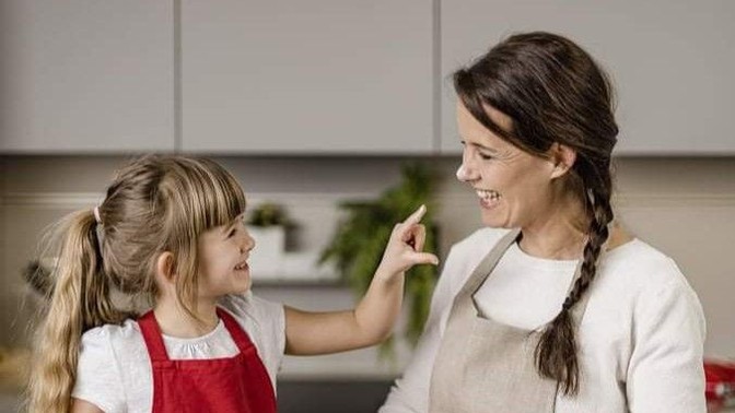 Yemek hazırlarken çocukların size eşlik etmesi herkesi daha fazla mutlu eder mi?