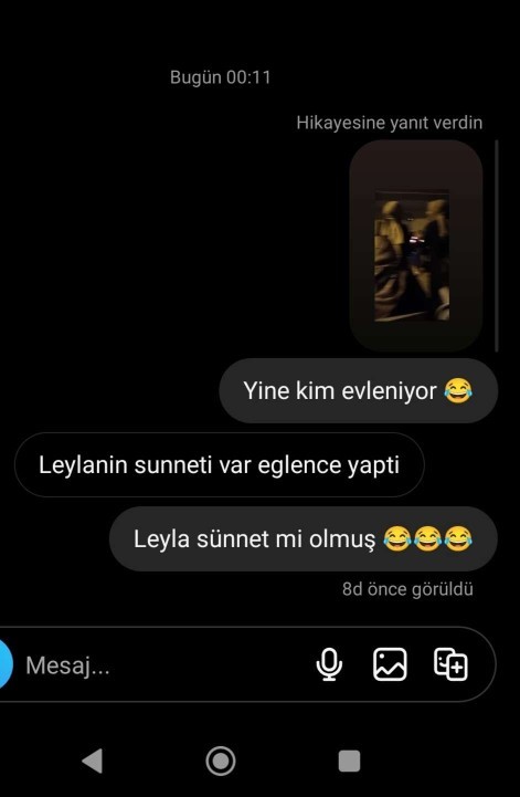 Çevren tarafından komik olarak tanınan mısın?