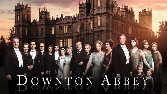 Downton Abbey dizisinin hangi karakteri olduğunu söyleyeyim mi?