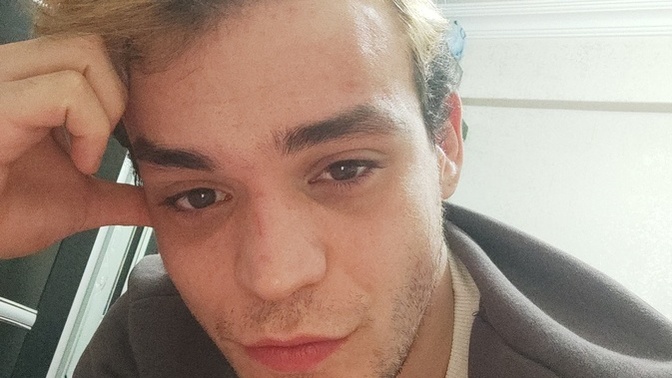 Saçımı açıcıyla açtım, pişman oldum. Nasıl düzelir?