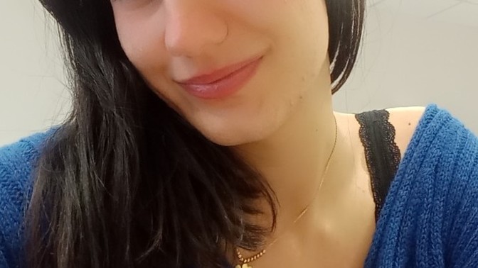 Sizce mavi daha mı esmer göstermiş?