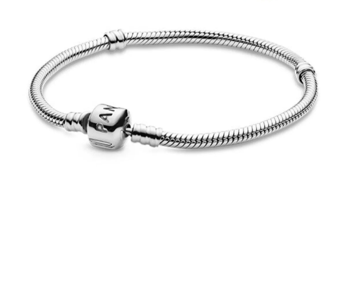 Pandora bileklikleri kaliteli mi, kararma falan yapıyor mu, erkekler de takabilir mi?