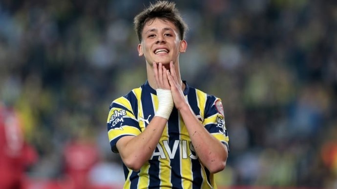 Bugün Arda Gülerin doğum günü Fenerbahçeden gittiği gün üzülmüş müydünuz?