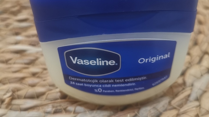 Vaseline etkili bir krem mi sizce?