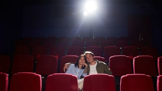 Sevgilinizle film izleyecek olsanız ne tür film izlerdiniz?
